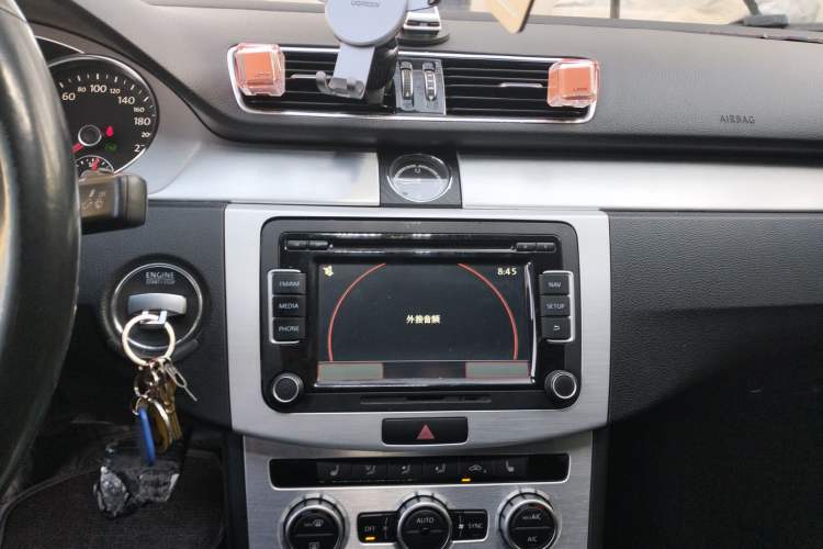 Used Volkswagen FAW-Volkswagen CC 2015 1.8TSI Prestige Model Audio And AC Panel