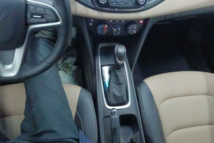 Used Chevrolet Monza 2020 320 Automatic Enjoyment Edition
