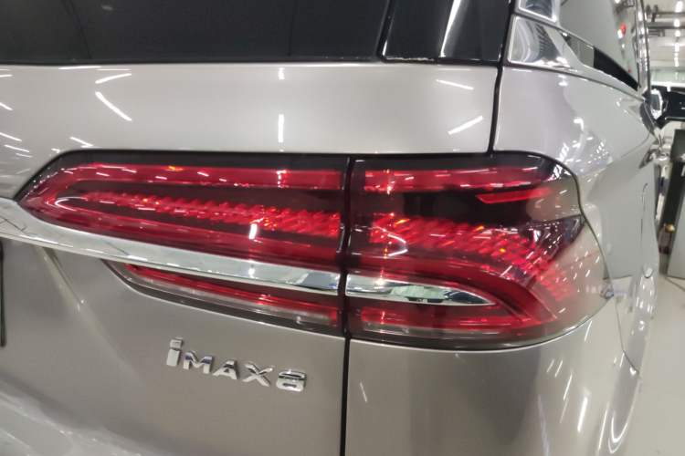 Used Roewe iMAX8 New Energy 2025 1.5T DMH Lu Zun Deluxe Edition
