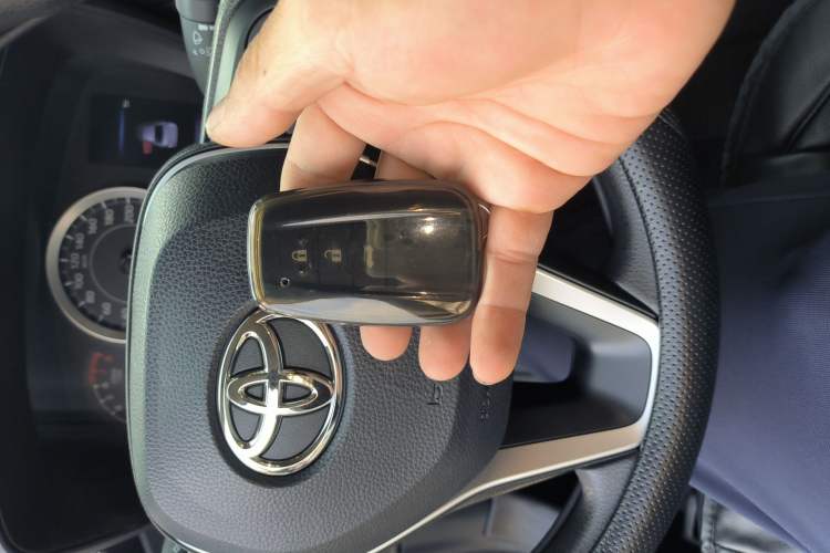 Used Toyota Corolla 2022 1.2T S-CVT Pioneer PLUS Edition Vehicle Key