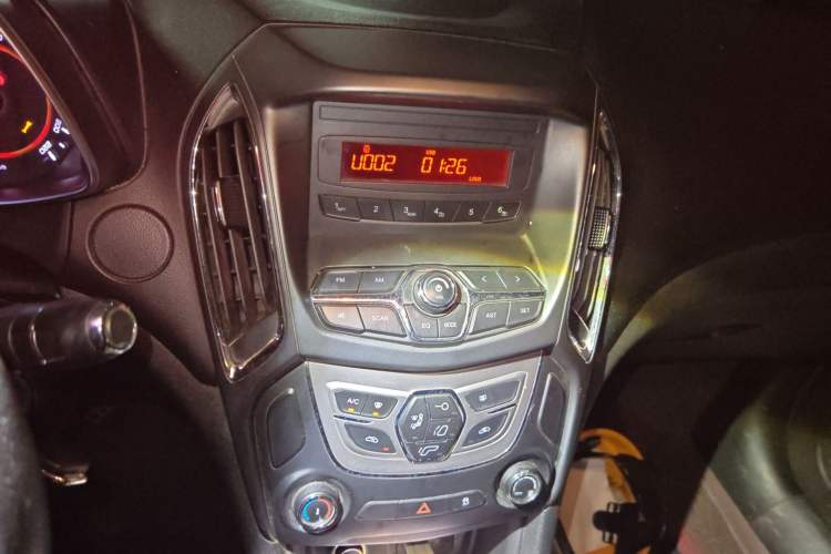 Used Chery Arrizo 5 2016 1.5L Manual Lingchao Edition
