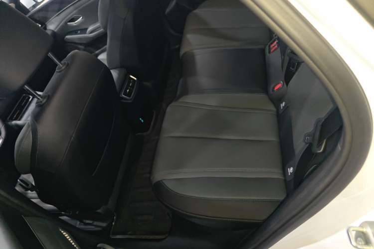 Used BYD Qin L 2025 DM-i Smart Drive 120KM Superior Model Left Rear Seat