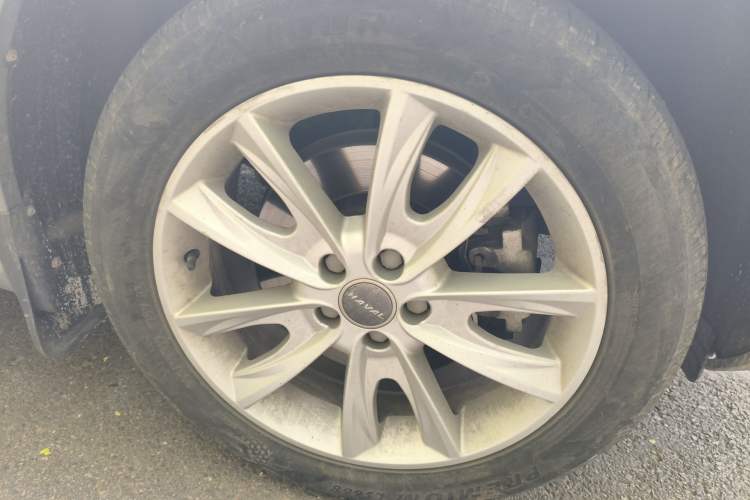 Used Haval H7 2016 Blue-Label H7 2.0T Automatic Luxury Model Right Front Wheel Hub