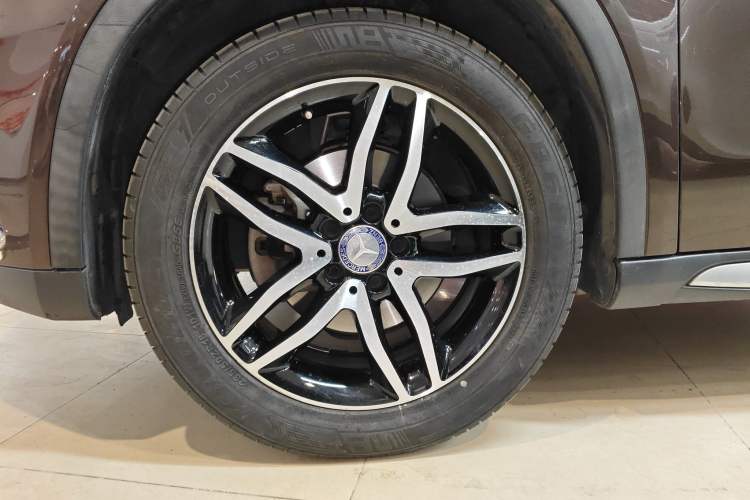 Used Mercedes-Benz GLA 2016 GLA 220 4MATIC Fashion Edition Left Front Wheel Hub