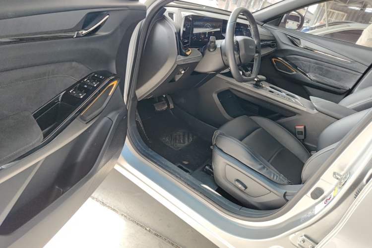 Used Oshan X5 PLUS 2023 1.5T DCT Excellence Edition
