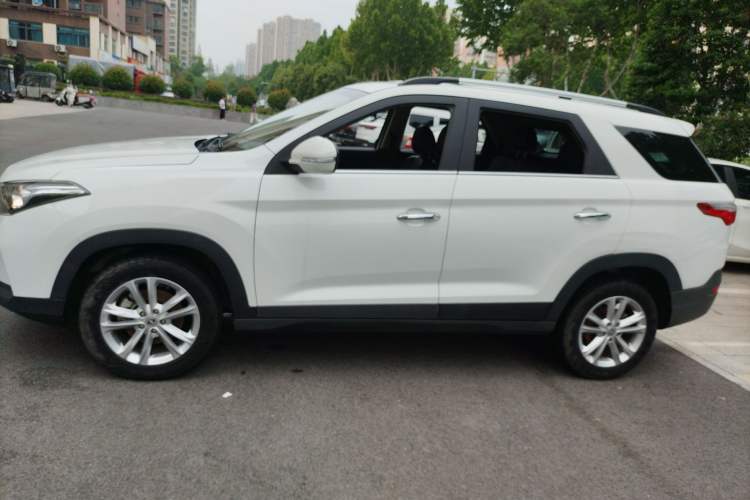 Used Dongfeng Fengon S560 2021 2.0L Manual Urban Version