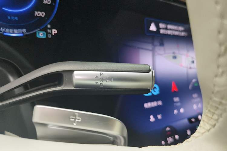 Used Mercedes-Benz EQS 2023 450+ Pioneer Edition Gear Lever