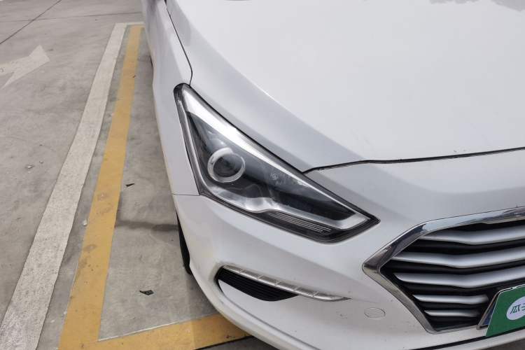 Used Hyundai Mistra 2019 1.8L Automatic Smart GLS China VI Standard Right Front Headlight