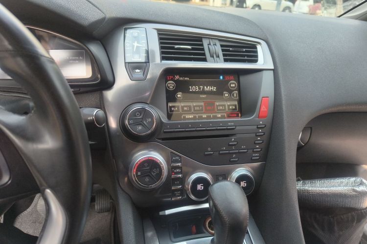 Used DS 5 2014 1.6T Luxury Edition THP160
