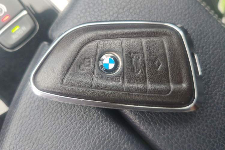 Used BMW 5 Series 2020 525i M Sport Package Vehicle Key