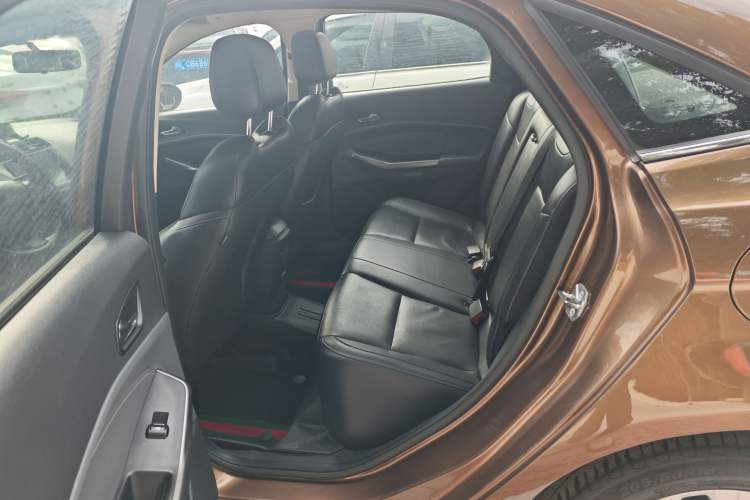 Used Ford Escort 2015 1.5L Automatic Fashion Model