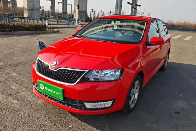 Used Skoda Rapid Spaceback 2016 Revised 1.6L Automatic Chuanxing Version