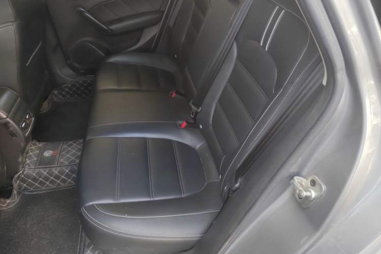 Used MG 6 2017 20T Automatic Luxury Smart Connect Version China V Standard Left Rear Seat