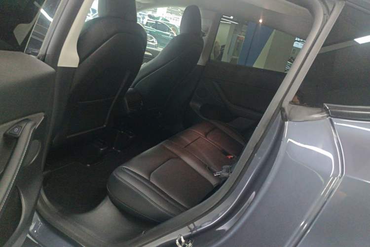 Used Tesla Model Y 2022 Rear-Wheel-Drive Version