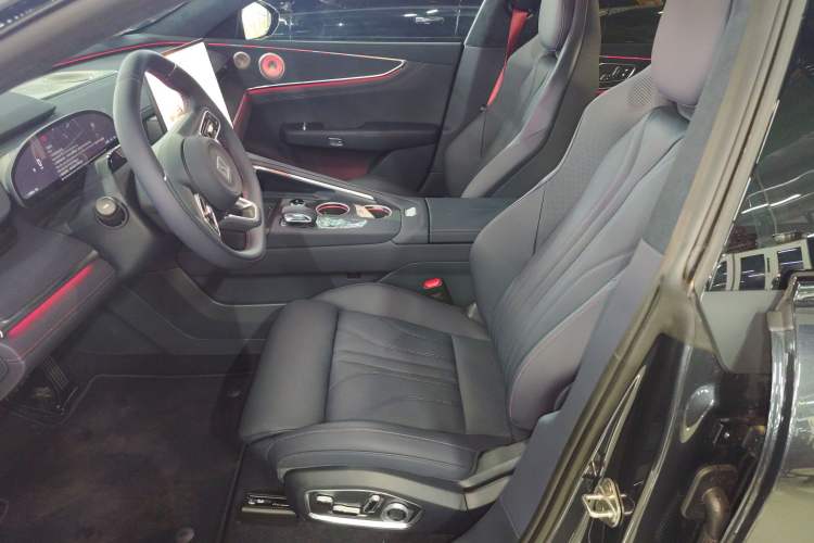 Used Zeekr 001 2026 Model 103° Rear-Drive Max Version
