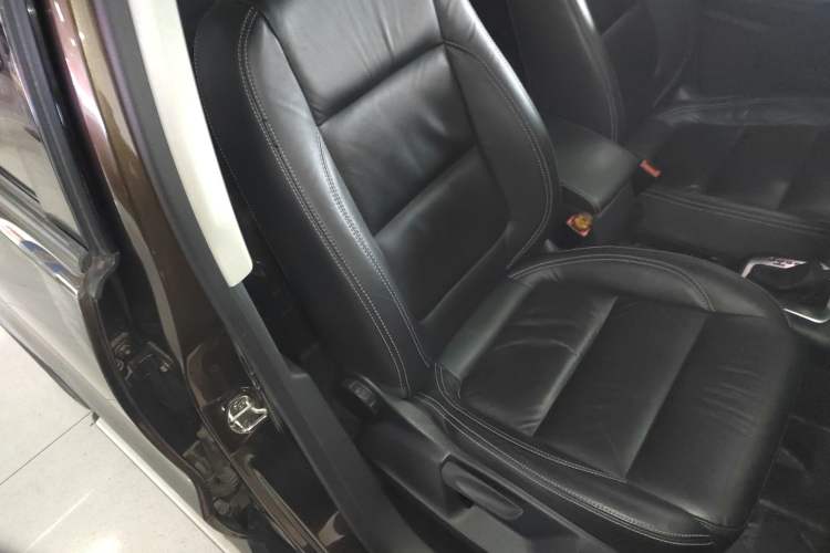 Used Volkswagen Tiguan 2017 300TSI Automatic Two-Wheel Drive Silk Road Comfort Edition