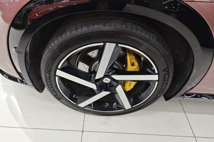 Used Xiaomi Auto YU7 2025 Ultra-Long Range High-Performance All-Wheel-Drive Max Edition