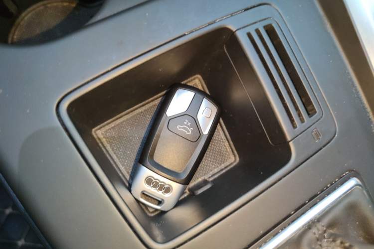 Used Audi A4L 2020 40 TFSI Fashion Dynamic Model