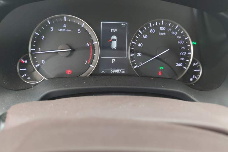 Used Lexus RX 2016 300 4x4 Elegant Edition China VI Odometer Close Up