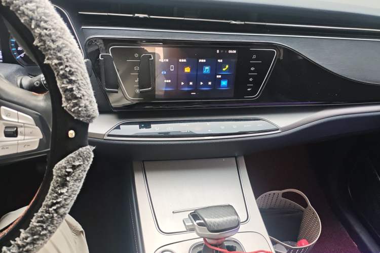 Used CHANGAN OSHAN X7 2020 1.5T Automatic Luxury Version