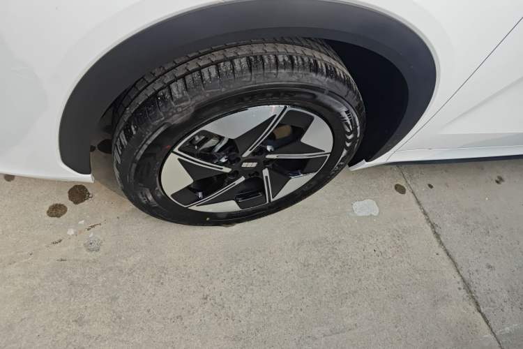 Used Geely Galaxy E5 2026 Model 530km Launch Edition