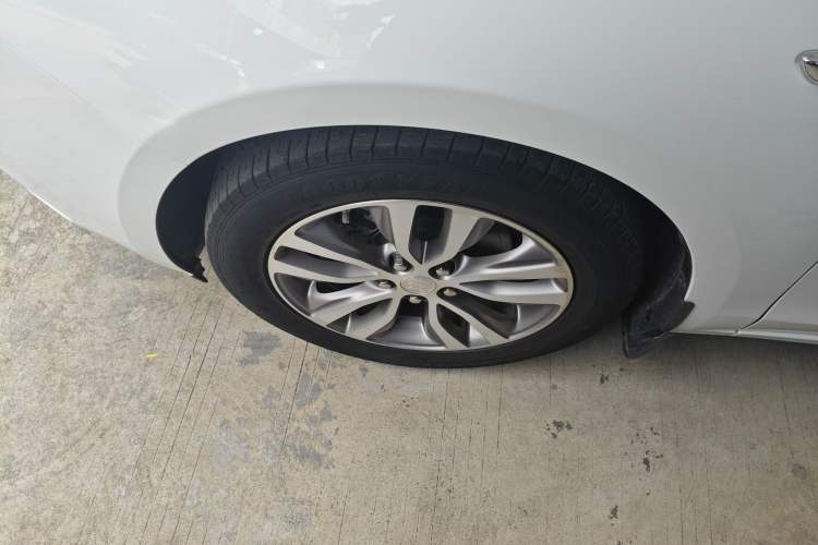 Used Buick GT 2019 18T Automatic Connected Elite Model China V Standard Left Front Wheel Hub
