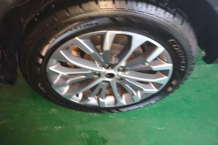 Used Haval H6 2018 Blue Label 2.0T Automatic Luxury Model Exterior 2