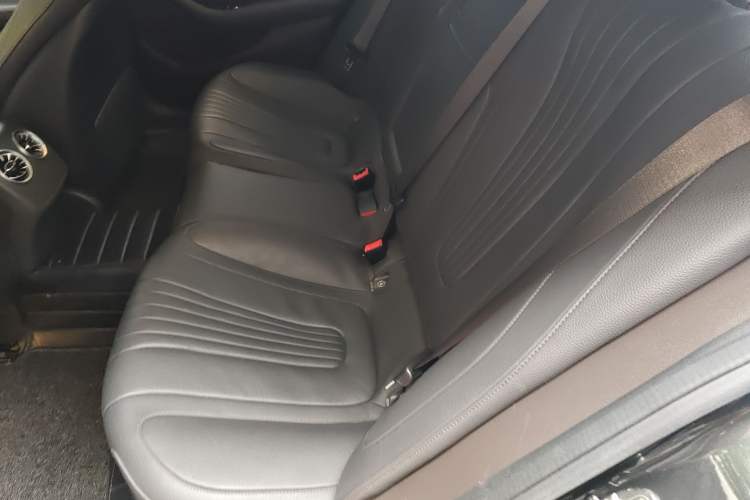 Used Mercedes-Benz CLS 2018 CLS 300 Dynamic Edition Left Rear Seat