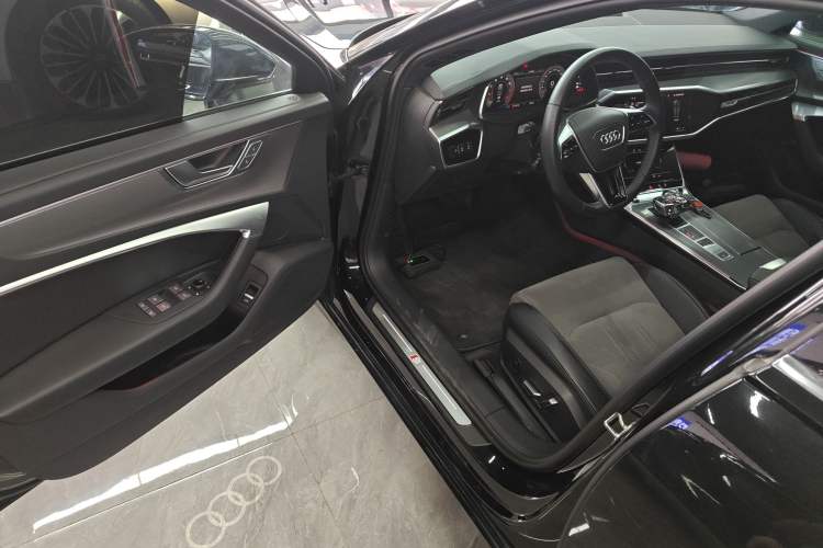 Used Audi A6L 2024 45 TFSI Prestige Dynamic Edition
