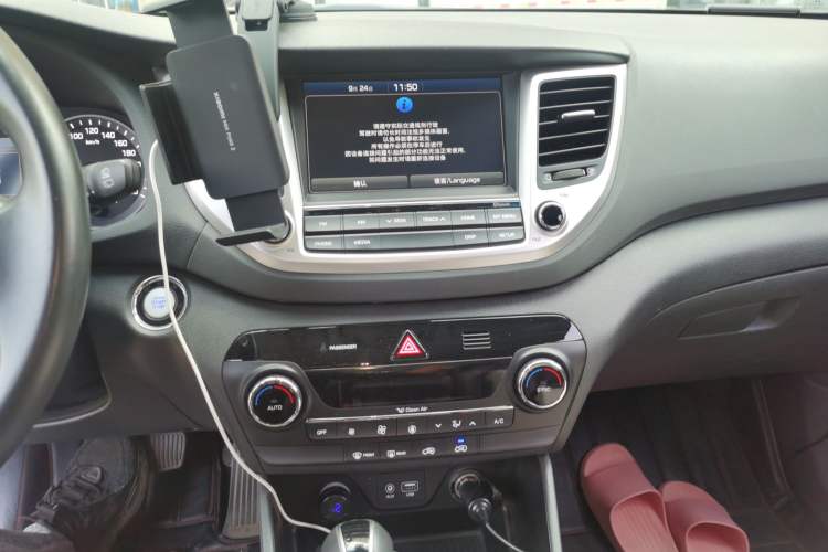 Used Hyundai Tucson 2015 1.6T Dual-Clutch Two-Wheel-Drive Smart Model
