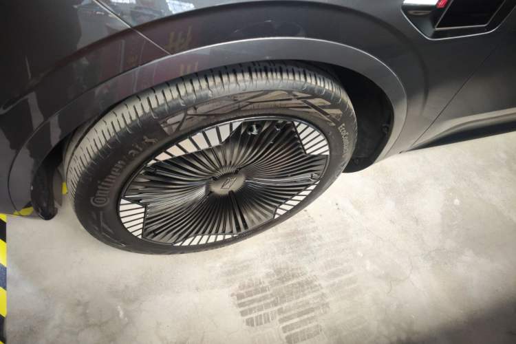 Used Avatr 11 2023 Long-Range Single-Motor Version 5 Seats