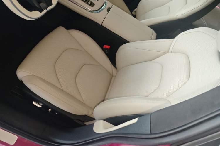 Used Xiaomi Auto SU7 2024 Four-Wheel Drive Ultra-Long Range Advanced Intelligent Driving Max Edition