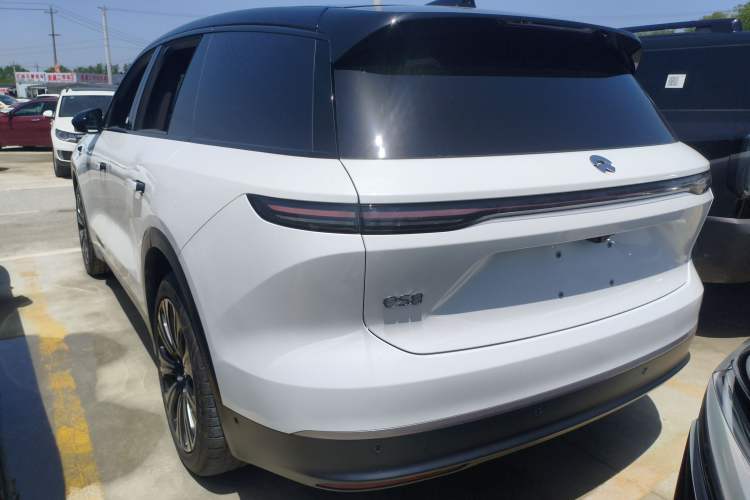 Used Nio ES8 2023 75 kWh Rear Left 45 Deg