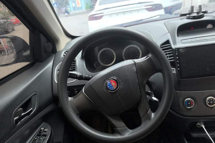 Used Geely Auto Diamond 2016 1.5L Manual Entry-Level Trim