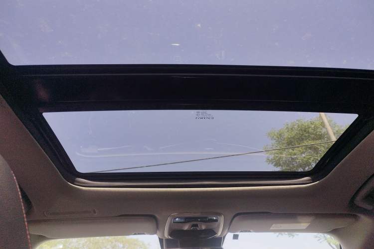 Used Lynk & Co 02 2019 High-Energy Edition 2.0T Automatic Two-Wheel Drive Pro Version China VI Standard
