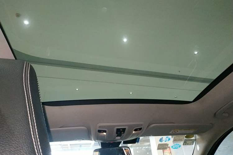 Used Mercedes-Benz GLA 2017 GLA 200 Sport Edition Headliner