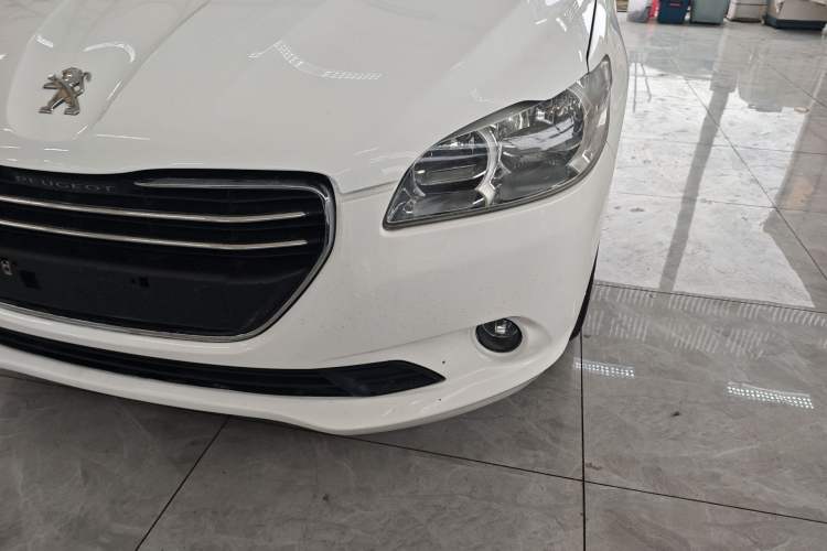 Used Peugeot 301 2016 1.6L Manual Happiness Edition