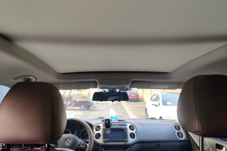 Used Volkswagen Tiguan L 2017 300TSI Automatic Two-Wheel Drive Silk Road Comfort Edition