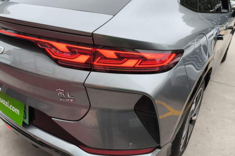 Used BYD Song L EV 2025 Intelligent Driving Version 662 km LiDAR Excellence Edition