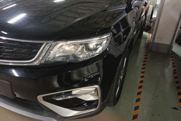 Used Geely Auto Emgrand X7 Sport 2021 Million Edition 1.8TD DCT Two-Wheel Drive Luxury Model
