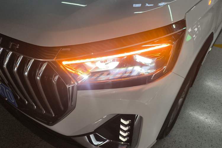 Used JETOUR X90 PLUS 2024 1.6TD Manual Yangfang PRO 7-Seater