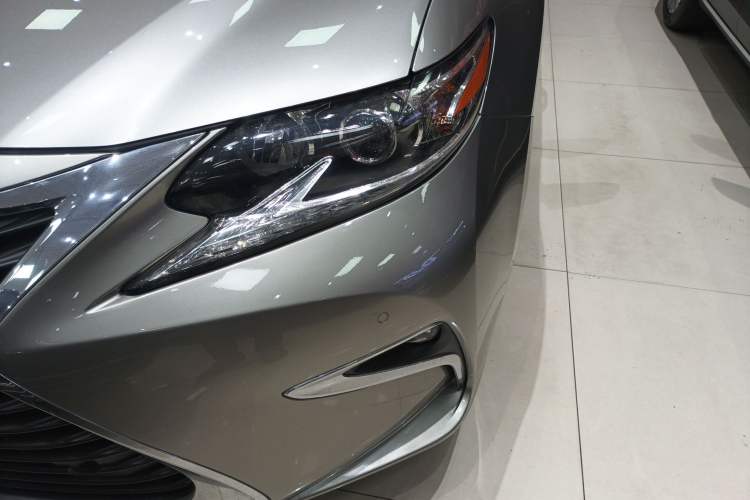 Used Lexus ES 2015 200 Elite Edition