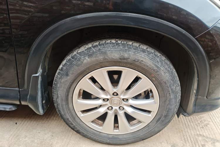 Used Honda CR-V 2016 2.0L two-wheel drive Urban Edition Right Front Wheel Hub