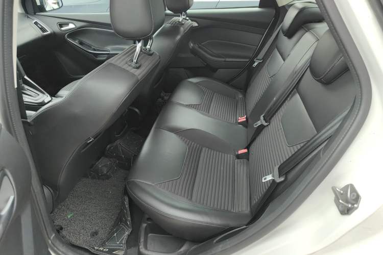 Used Ford Focus 2017 Sedan EcoBoost 125 Automatic Supreme Style SmartDrive Edition