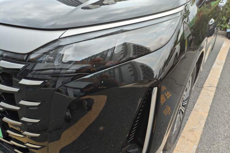 Used BYD Xia 2025 DM-i 1.5T 180km Excellence Model Left Front Headlight