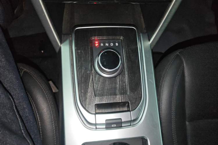 Used Land Rover Discovery Sport 2018 240 PS HSE Version