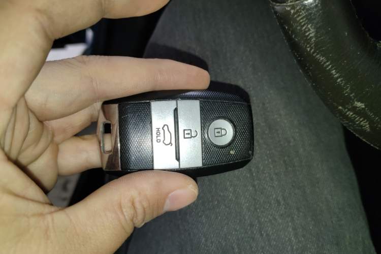 Used Land X7 2015 2.0T Panoramic Prestige Edition