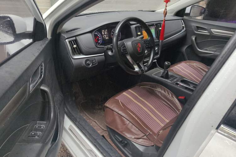 Used Roewe i6 2018 20T Manual Luxury Edition