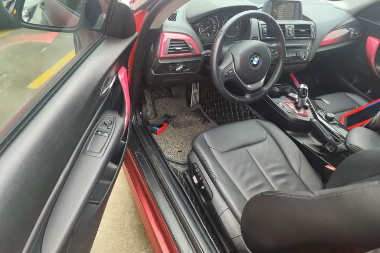 Used BMW 2 Series 2014 220i Leading Model
