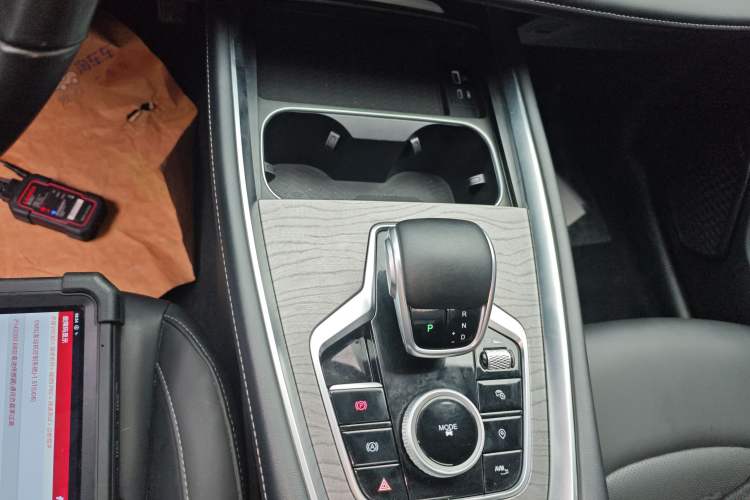 Used Chery Tiggo 8 PRO 2022 290T Two-Wheel Drive Sky Dome Edition 5 Seats Gear Lever